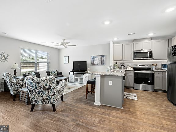 4th image of 184 Coneflower Rd