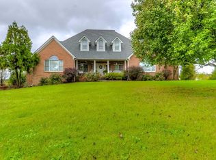 1049 High Point Dr, Nicholasville, KY