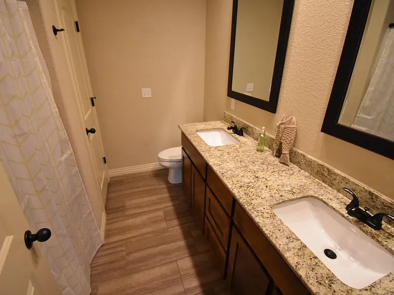 562 N Salem Rd — Photo 24