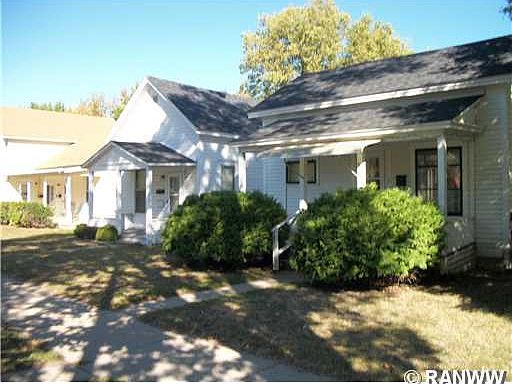 2nd image of 528 Chippewa Street