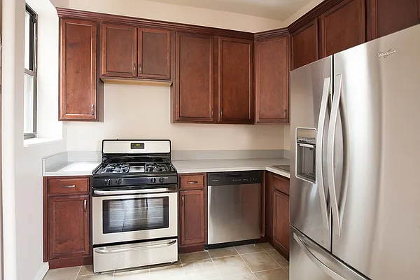 Sold by Stribling | media 10