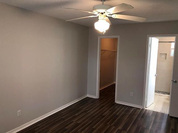 2nd image of 1226 SW Fountain Ave
