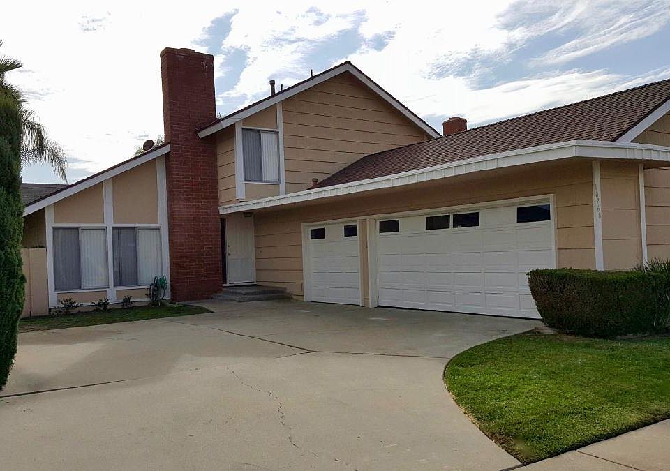 Rare Three-car garage!