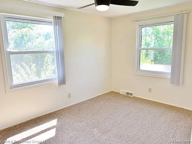 145 Miracle Dr — Photo 12