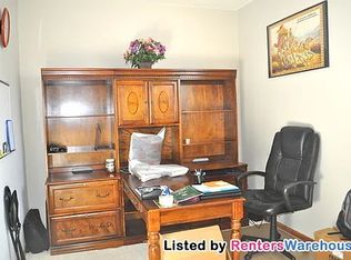 21354 Idaho Ave #1, Lakeville, MN 55044