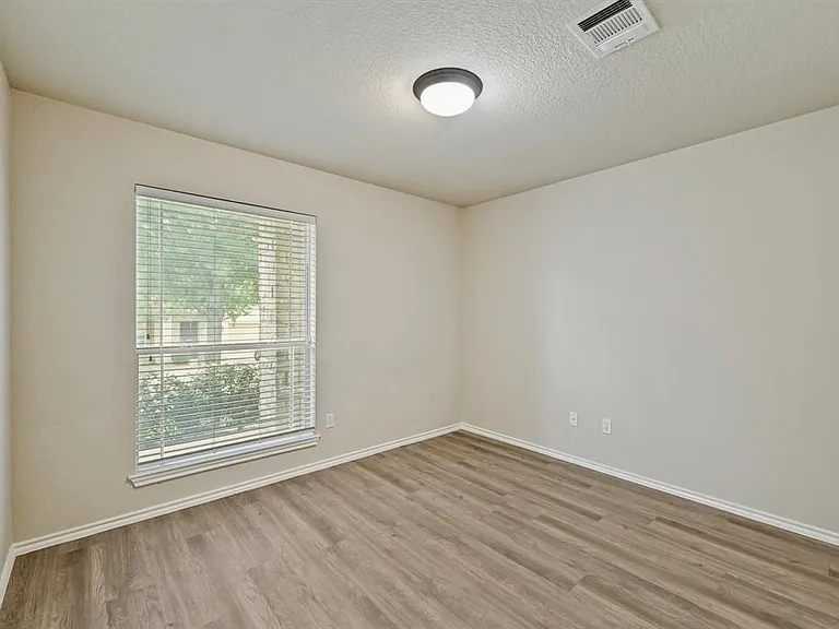 49 White Magnolia Cir — Photo 8