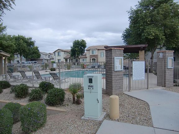 3rd image of 2332 N 84th Dr