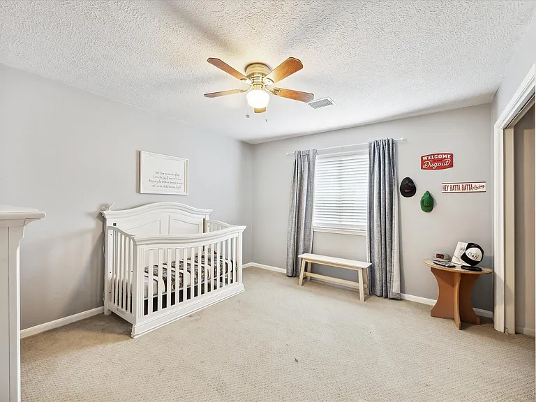 302 Houghton Rd — Photo 19