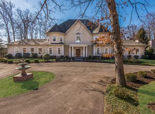 9100 Persimmon Tree Rd, Potomac, MD 20854