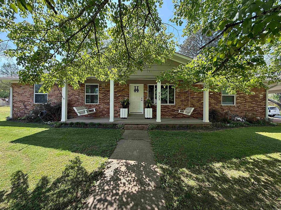 1st image of 131 Cloverdale Blvd