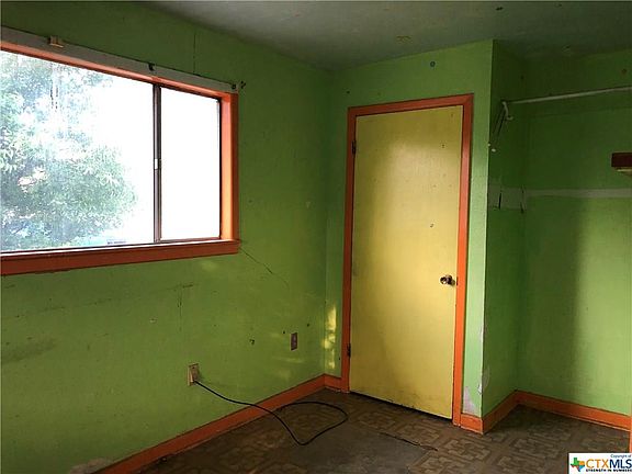 5th image of 342 W Davilla St