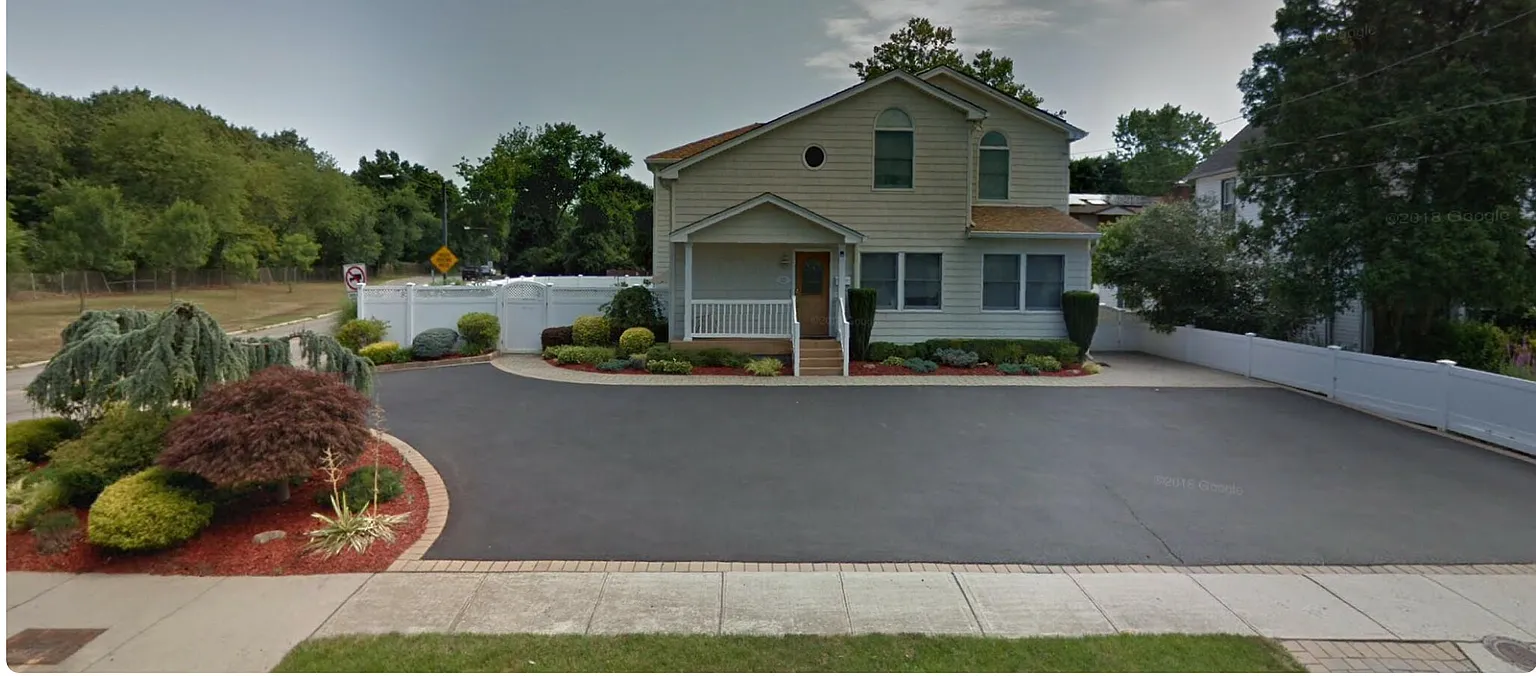 325 Manetto Hill Rd photo 1