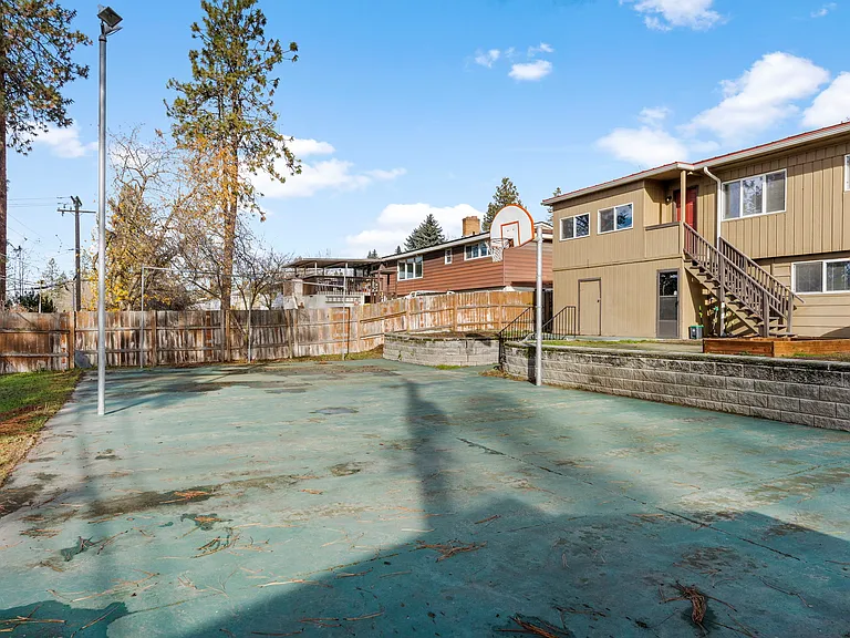 5727 N Sutherlin St #B — Photo 29