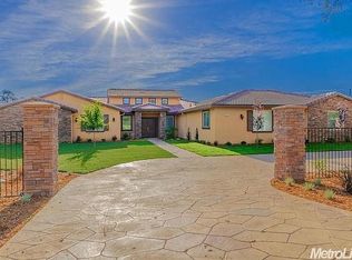 8896 Mooney Rd, Elk Grove, CA 95624