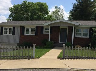 711 Buena Vista Dr, Glen Dale, WV 26038