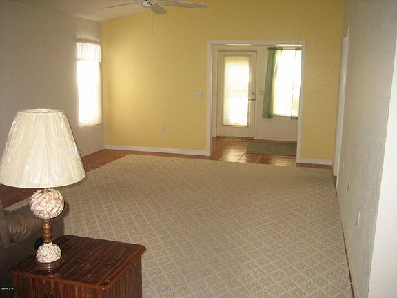 3rd image of 2318 NE 40th Ave