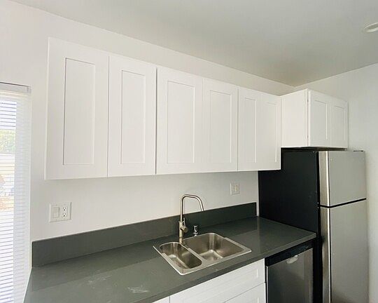 4th image of 11422 Iowa Ave APT 12
