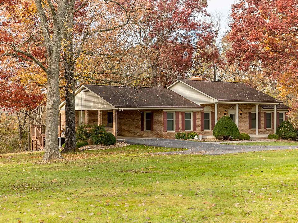 1st image of 217 Parkins Ln