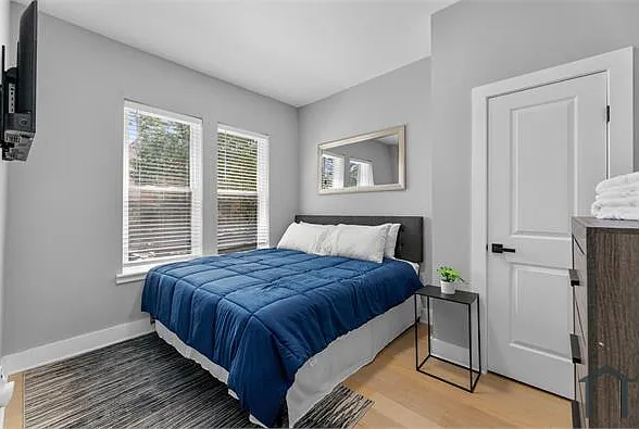 1017 Euclid St NW #1 — Photo 8