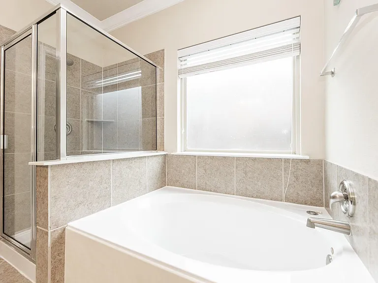 6123 Northcrest Village Way — Photo 22