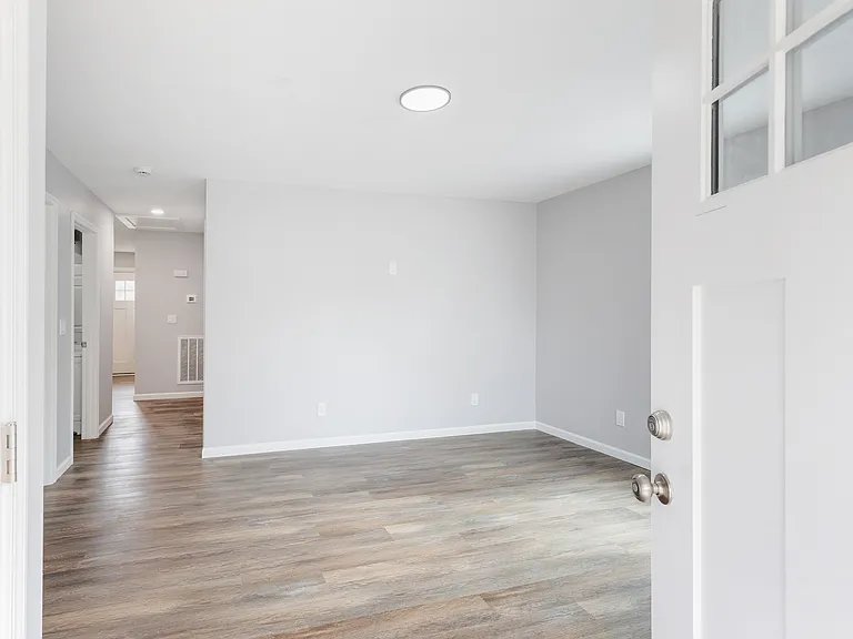 6900 Seaver Dr #1-2 — Photo 18