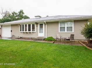 111 E 6th St, Lockport, IL 60441