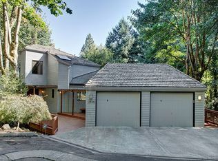 2535 SW Patton Ct, Portland, OR 97201