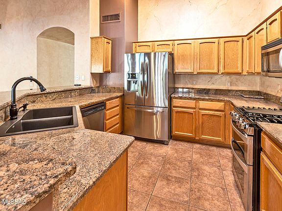 2nd image of 65834 E Rocky Terrace Dr