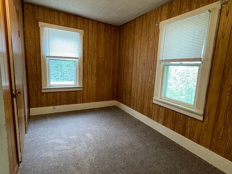 504 Chestnut St — Photo 7