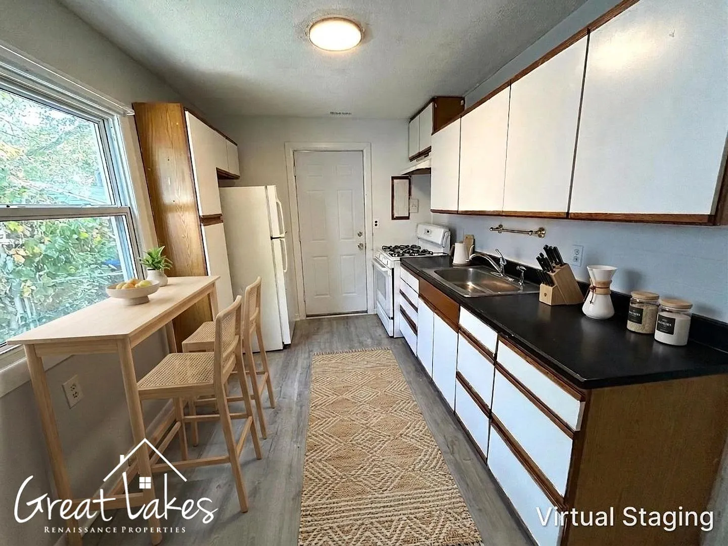 Cozy 2 Bedroom 1 Bath Ranch now available for rent! — Photo 3