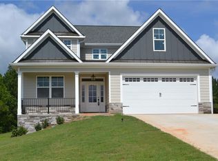110 Gadson Dr, Fayetteville, GA
