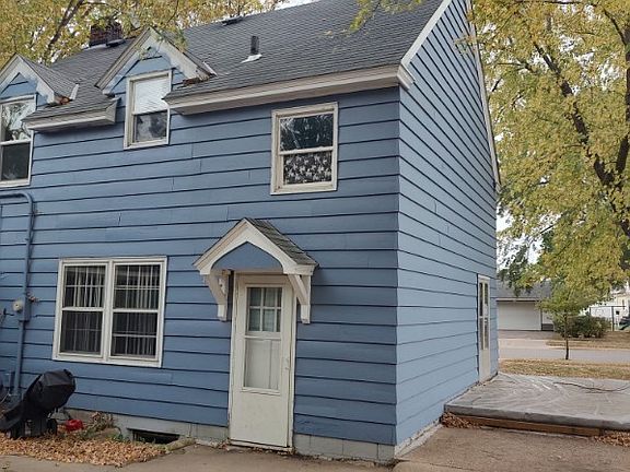 2nd image of 41 22nd Ave S