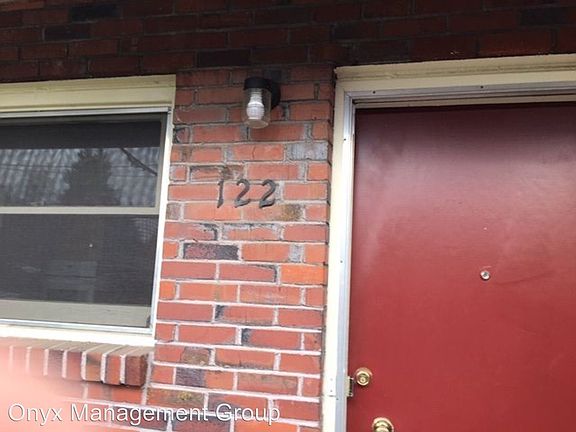 4th image of 7403 Tennessee Ln #122