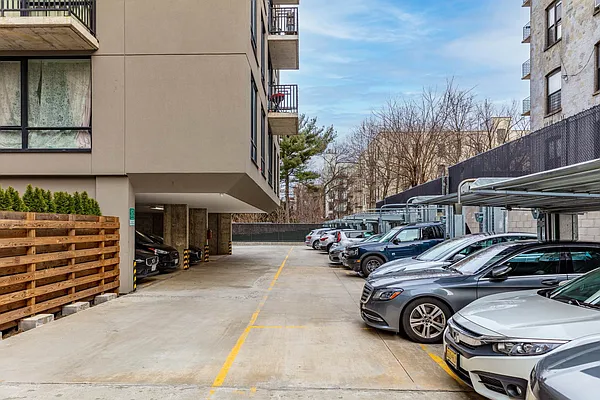 Rented by Premier One Realty LLC | media 20