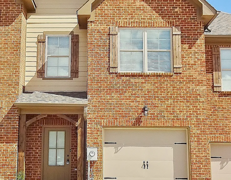 4379 Shivas Way — Photo 1