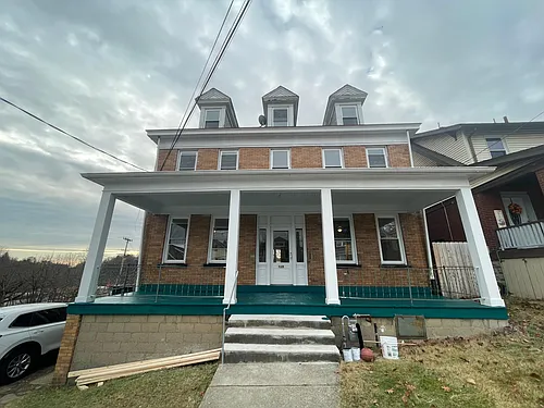 125 Lakewood Ave #4 Photo 1