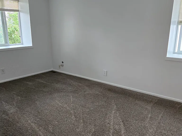 11657 Lincoln St — Photo 14