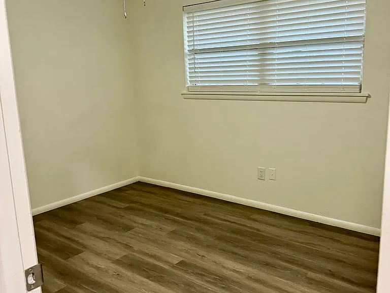 103 Kelly Dr — Photo 19