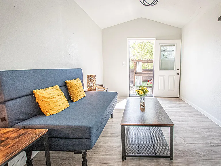 3907 Chase Cir — Photo 39