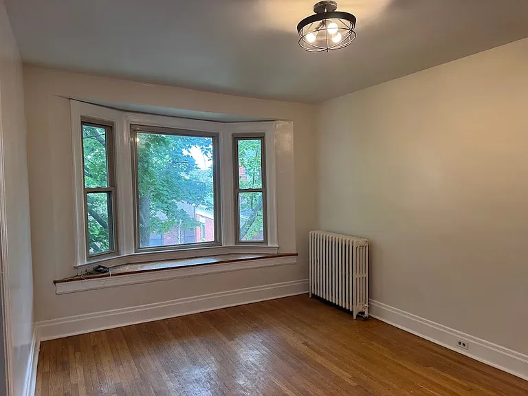 5542 Fair Oaks Street — Photo 3