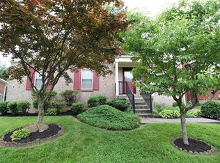 4406 Burgundy Dr, Jeffersontown, KY 40299