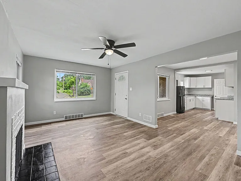 1780 Academy Pl — Photo 7