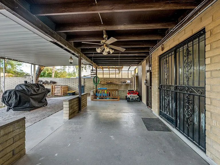 2191 S Sunburst Dr — Photo 17
