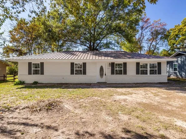 1407 Fairchild St, Diboll, TX 75941