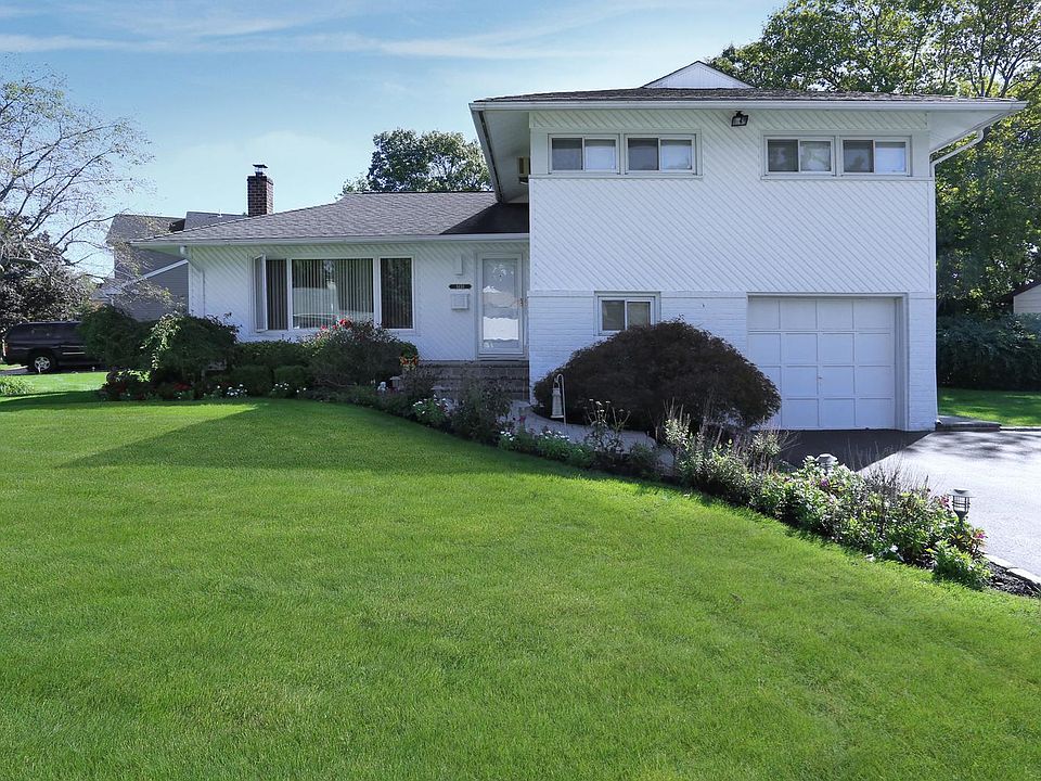 1st image of 1430 Sylvia Ln