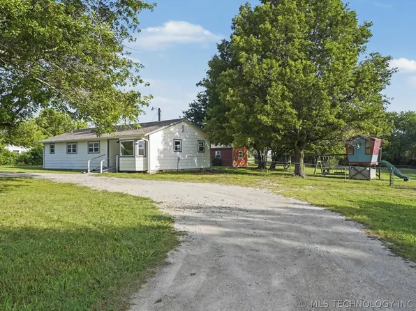 14321 E 122nd St N, Collinsville, OK 74021