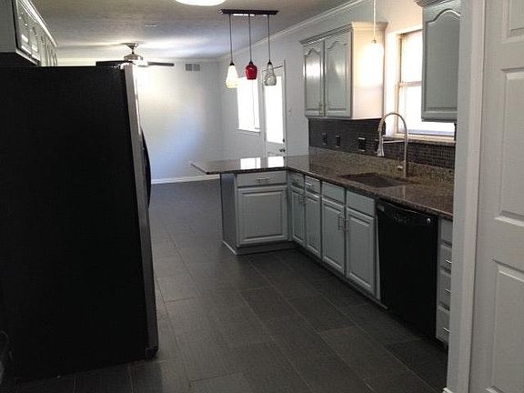 2nd image of 13319 Belfield Dr
