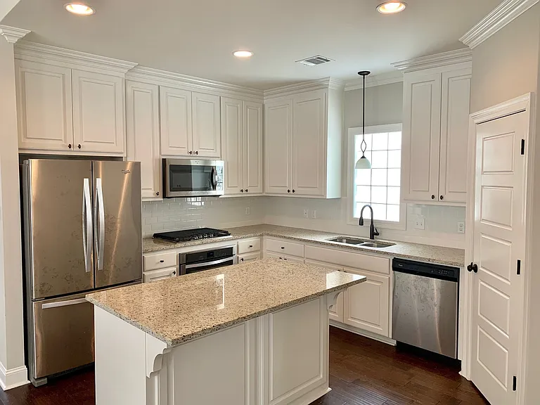 14012 Wetherly Dr — Photo 2