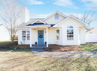 2104 White Rd, Wilmington, NC 28411