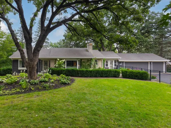 7030 Donlea Ln, Eden Prairie, MN 55346